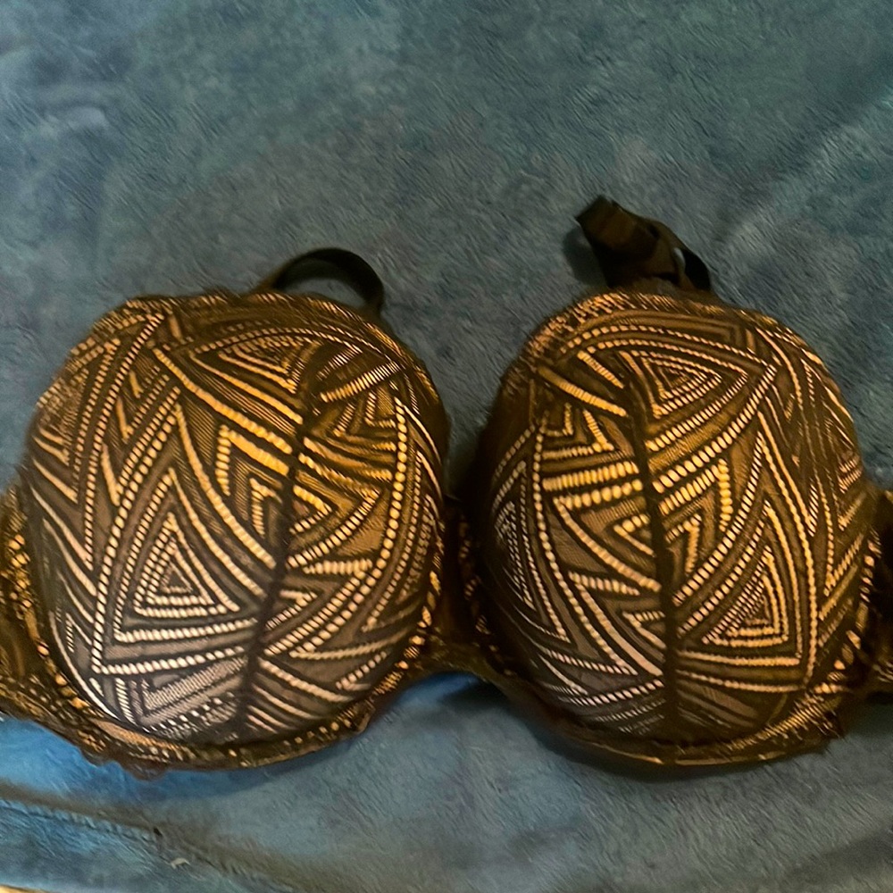 Adore  me 44DDD SExY LACE BRA